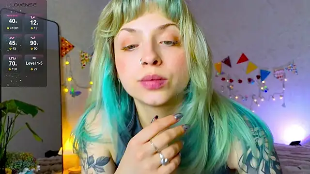 lavenderluxe online show from November 27, 1:11 pm