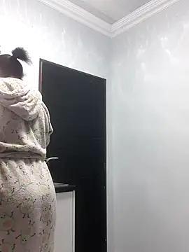 TheSweetBerry online show from April 14, 5:12 am