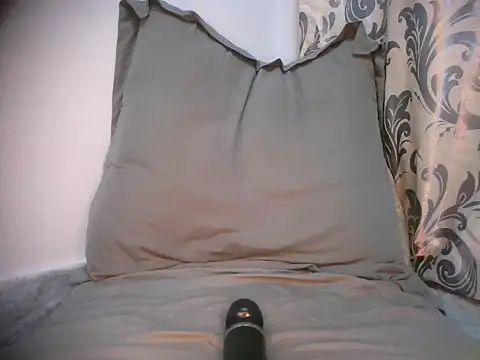 TheSweetBerry online show from March 4, 8:49 pm