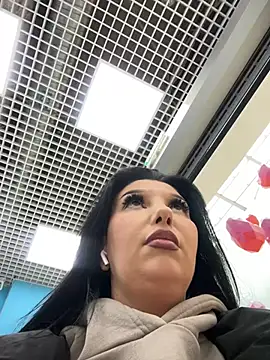 Snapshot of Tisha_Busty chatting on February 24, 1:53 pm Tisha Busty online show from February 24, 1:53 pm