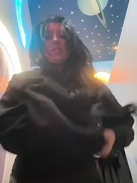 Tisha Busty online show from November 29, 1:33 pm