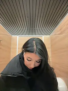 Tisha Busty online show from February 2, 12:48 pm