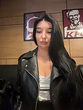 Tisha Busty online show from May 6, 1:48 pm