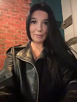Tisha Busty online show from May 17, 1:55 pm