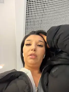 Tisha Busty online show from February 28, 1:33 pm