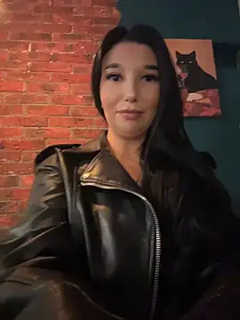 Tisha Busty online show from May 7, 2:09 pm