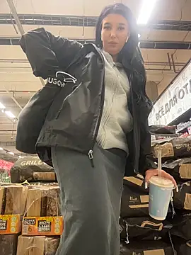 Tisha Busty online show from March 15, 3:41 pm