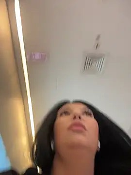 Tisha Busty online show from April 14, 2:22 pm