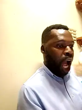 Snapshot of Touch_mysoul chatting on October 28, 2:16 pm Touch mysoul online show from October 28, 2:16 pm