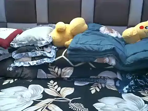 Tiny lusty online show from December 2, 6:16 pm