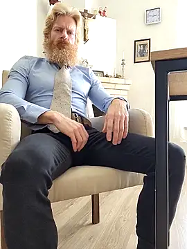 Gingerbeard40 online show from November 27, 10:48 am