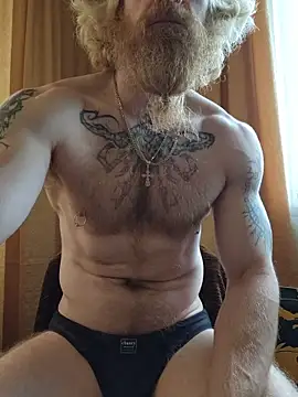 Gingerbeard40 online show from April 4, 5:14 am