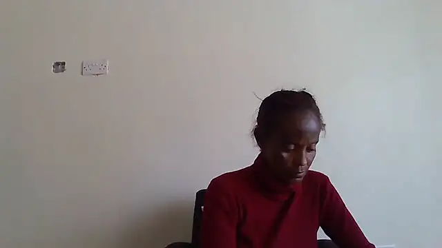 Snapshot of sweets_80 chatting on June 27, 12:44 pm sweets 80 online show from June 27, 12:44 pm