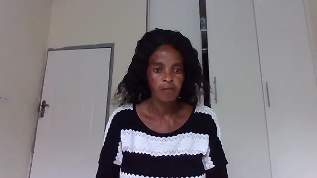 sweets 80 online show from November 15, 3:49 pm