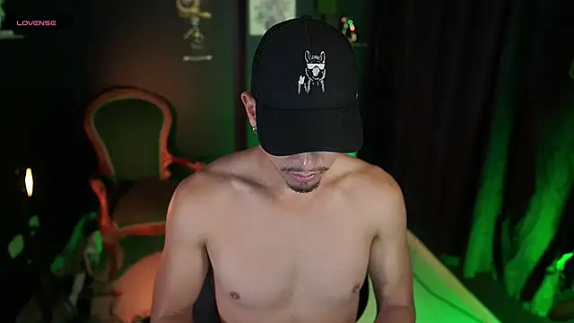 Aaronfox x online show from February 16, 11:31 am