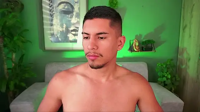 Aaronfox x online show from March 18, 4:28 pm