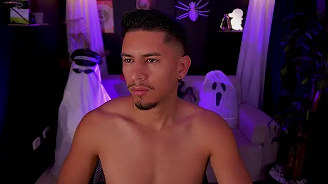 Aaronfox x online show from October 11, 12:17 pm