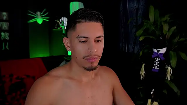 Aaronfox x online show from October 21, 1:43 pm