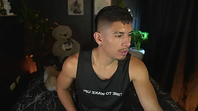 Aaronfox x online show from March 7, 6:35 pm