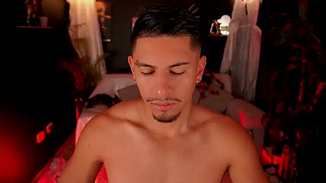 Aaronfox x online show from October 2, 11:57 am