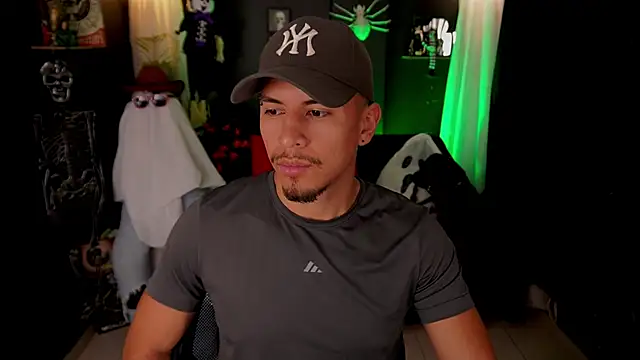 Aaronfox x online show from October 24, 1:37 am