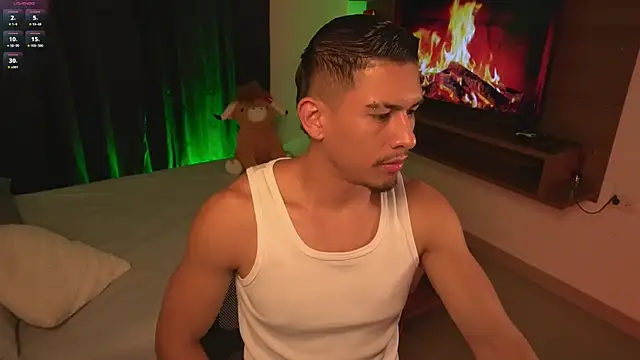 Aaronfox x online show from May 26, 11:25 pm
