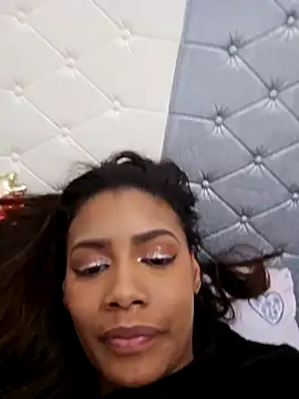 Snapshot of morena-399 chatting on February 10, 6:40 pm morena-399 online show from February 10, 6:40 pm