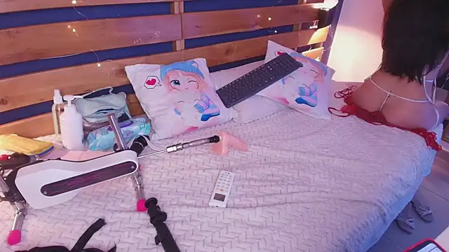 Snapshot of brigiitte_rohan chatting on October 22, 4:12 am brigiitte rohan online show from October 22, 4:12 am