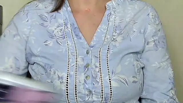 MIss-Naina online show from November 2, 3:17 pm