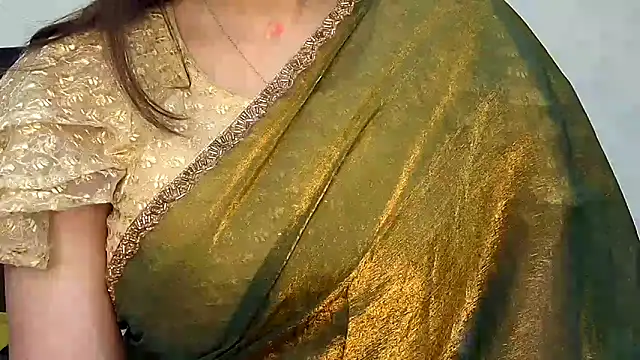 MIss-Naina online show from February 14, 6:46 am