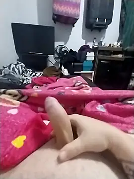 Snapshot of luluankle chatting on June 2, 8:53 pm luluankle online show from June 2, 8:53 pm