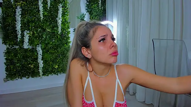 VivienCarter online show from October 30, 8:50 pm