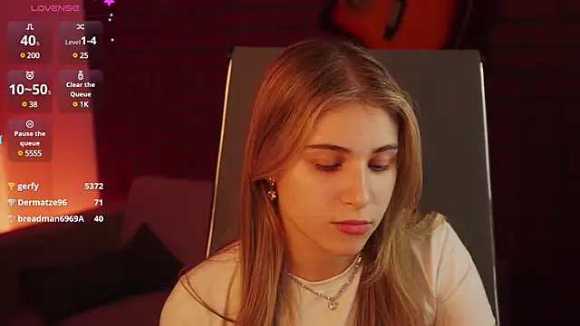 EllieCutes online show from March 15, 3:06 pm