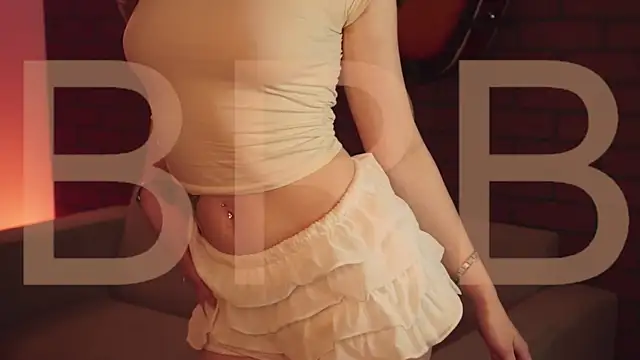 EllieCutes online show from September 14, 8:15 am