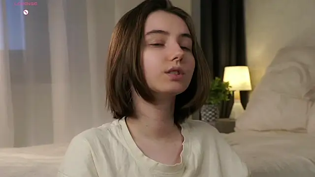 MeghanElson online show from April 7, 12:51 pm