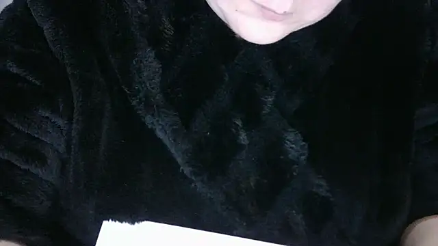 busty-bella1 online show from November 5, 11:02 am