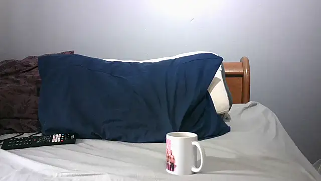 busty-bella1 online show from November 3, 11:58 am