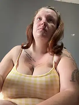 busty-bella1 online show from July 31, 9:19 am