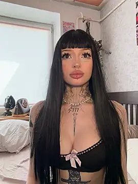 madelinexx online show from May 28, 10:54 am