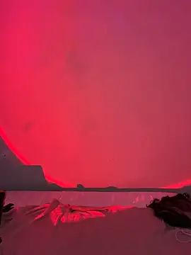 madelinexx online show from November 5, 7:50 pm