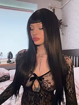 madelinexx online show from May 24, 11:32 am