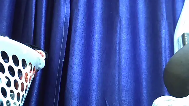 Snapshot of JasminePrice chatting on October 16, 6:10 am JasminePrice online show from October 16, 6:10 am