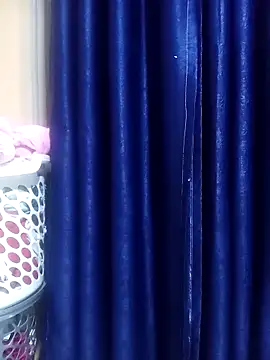 Snapshot of JasminePrice chatting on November 1, 5:14 am JasminePrice online show from November 1, 5:14 am