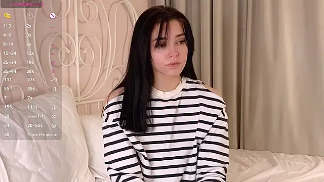 Snapshot of WildaBendell chatting on February 23, 5:18 pm WildaBendell online show from February 23, 5:18 pm