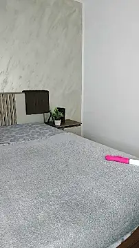 AliyaWade  online show from April 15, 7:58 pm