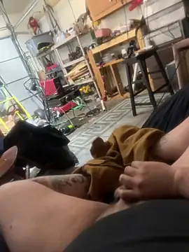 mascmo88 online show from March 8, 8:50 am