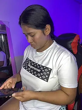 hurren pasha online show from April 9, 12:44 pm