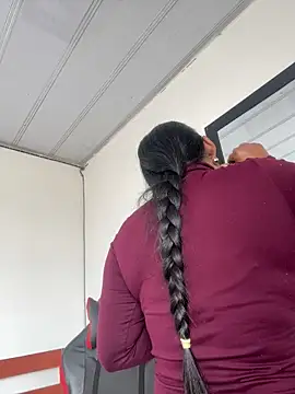 hurren pasha online show from December 14, 4:41 pm