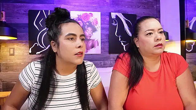 Snapshot of DanyAndAlexa chatting on November 24, 12:38 pm DanyAndAlexa online show from November 24, 12:38 pm