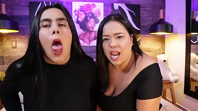 Snapshot of DanyAndAlexa chatting on February 10, 10:47 am DanyAndAlexa online show from February 10, 10:47 am